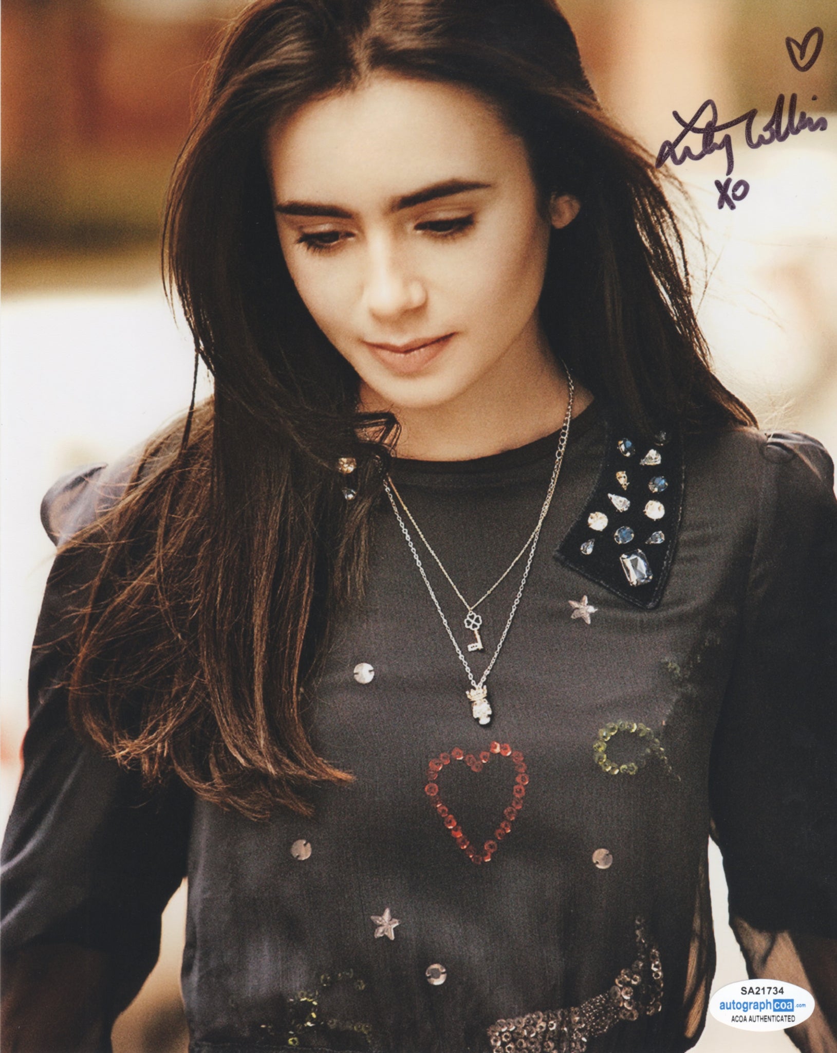 Lily Collins Sexy Signed Autograph 8x10 Photo ACOA #7 - Outlaw Hobbies Authentic Autographs