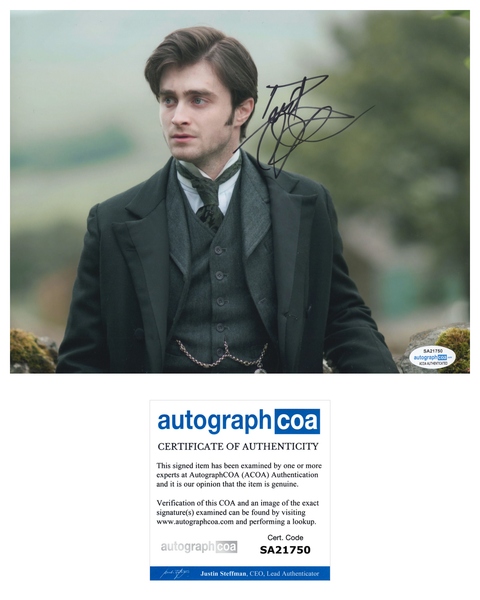 Daniel Radcliffe Signed Autograph 8x10 Photo ACOA - Outlaw Hobbies Authentic Autographs