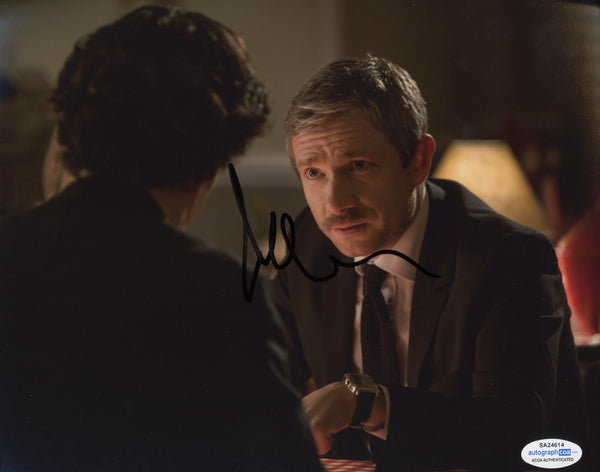 Martin Freeman Sherlock Signed Autograph 8x10 Photo ACOA #5 - Outlaw Hobbies Authentic Autographs