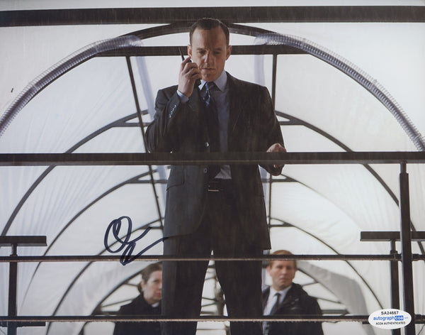 Clark Gregg Avengers Marvel Agent Coulson Signed Autograph 8x10 Photo ACOA #4 - Outlaw Hobbies Authentic Autographs