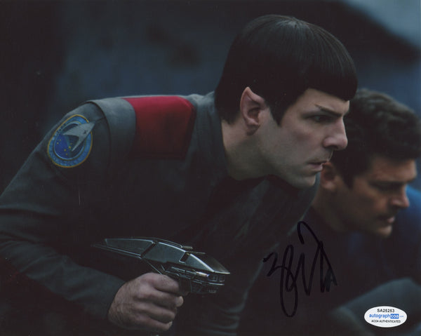 Zachary Quinto Star Trek Signed Autograph 8x10 Photo ACOA #5 - Outlaw Hobbies Authentic Autographs