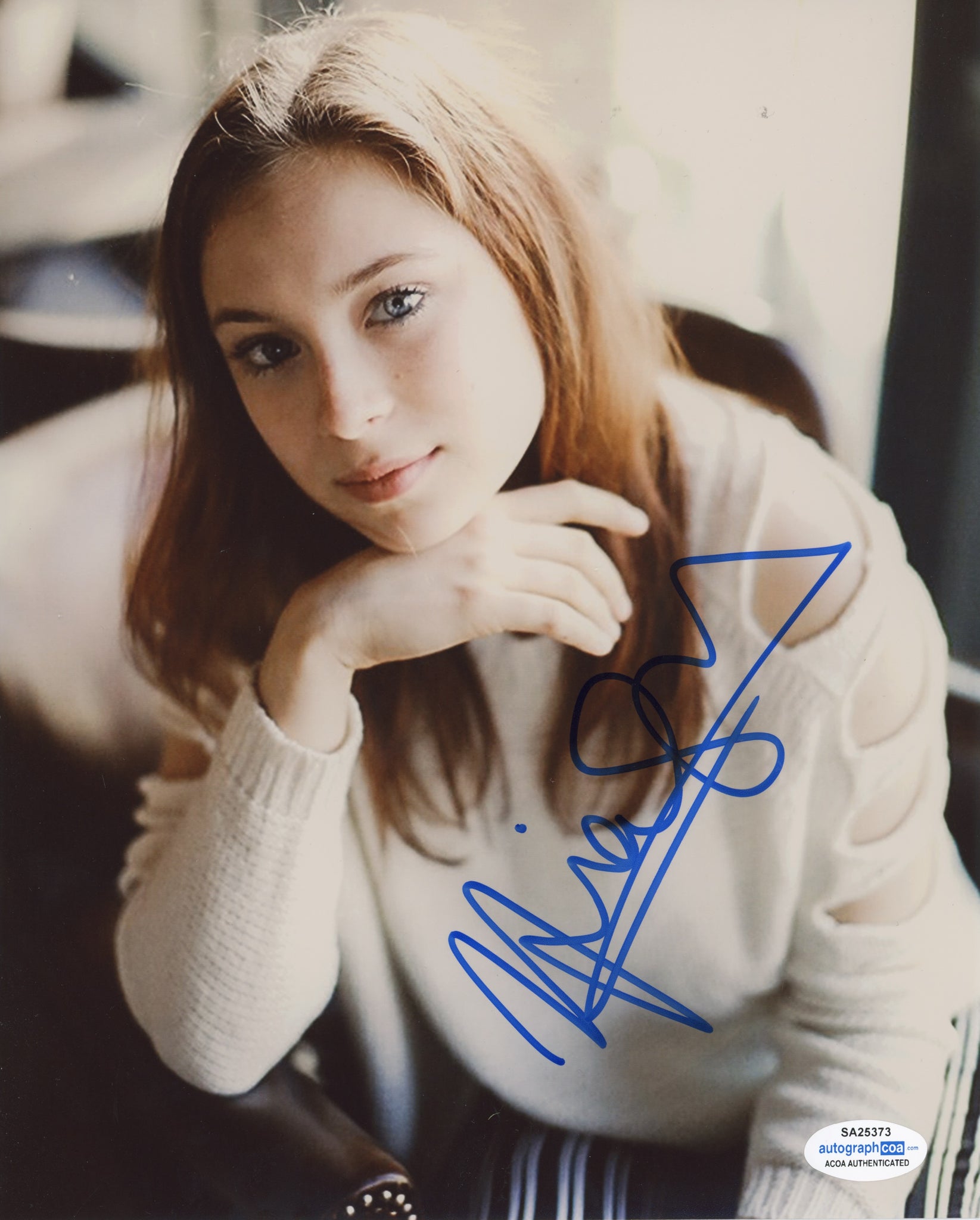 Mina Sundwall Lost in Space Signed Autograph 8x10 Photo ACOA #9 - Outlaw Hobbies Authentic Autographs