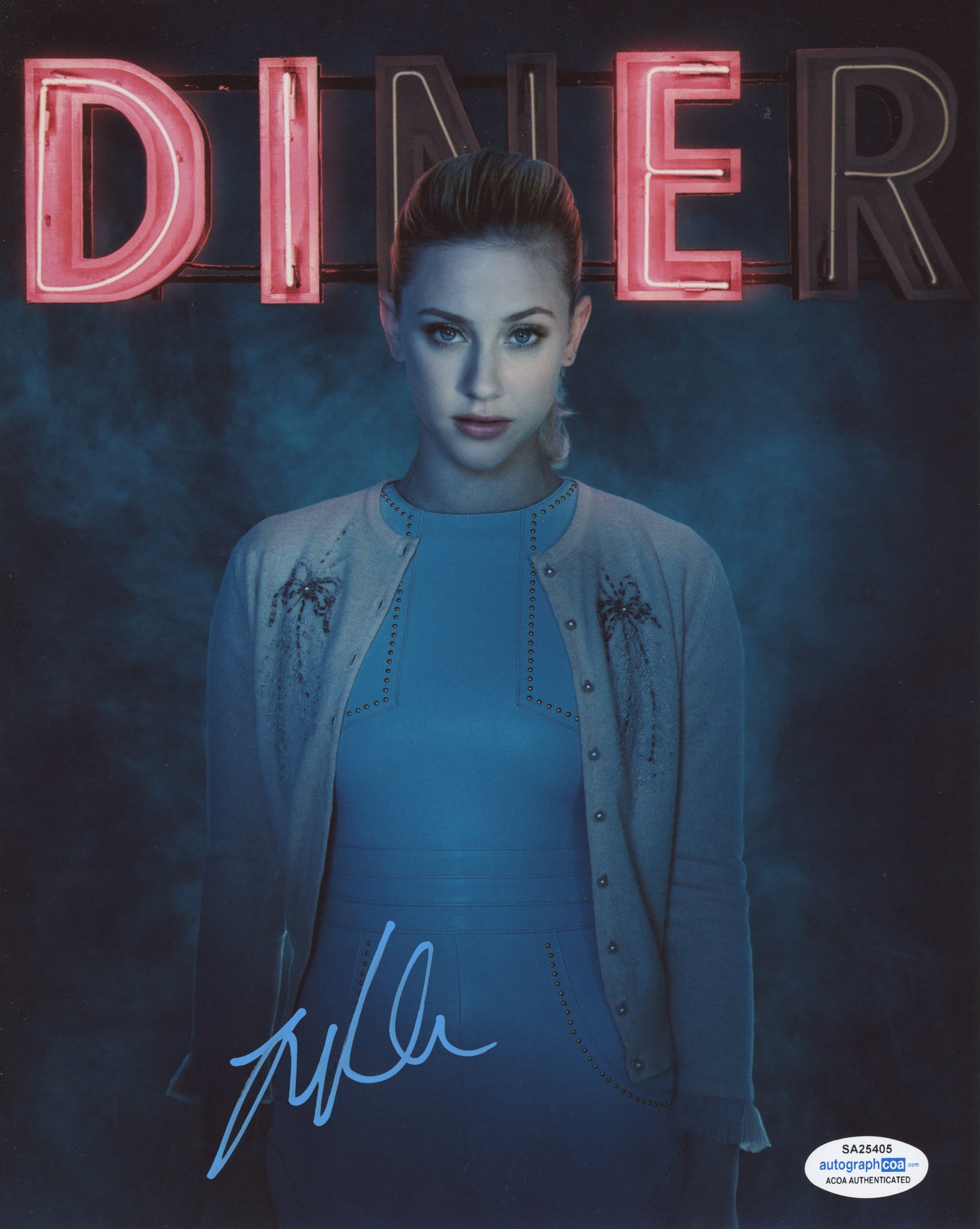 Lili Reinhart Sexy Riverdale Signed Autograph 8x10 Photo ACOA #18 - Outlaw Hobbies Authentic Autographs