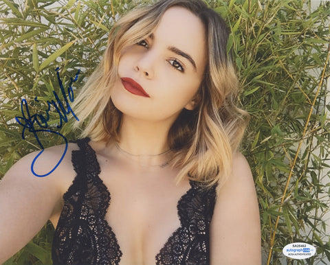 Bailee Madison Sexy Signed Autograph 8x10 Photo ACOA #13 - Outlaw Hobbies Authentic Autographs