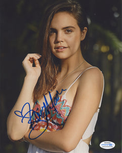 Bailee Madison Sexy Signed Autograph 8x10 Photo ACOA #14 - Outlaw Hobbies Authentic Autographs