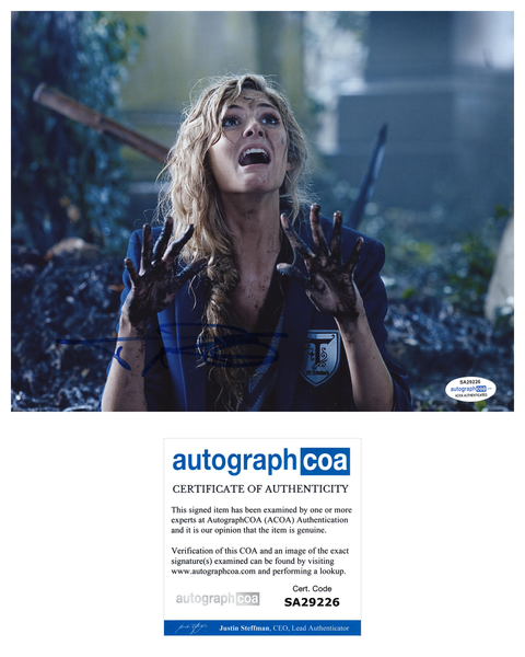 Tamsin Egerton Sexy Signed Autograph 8x10 Photo ACOA - Outlaw Hobbies Authentic Autographs