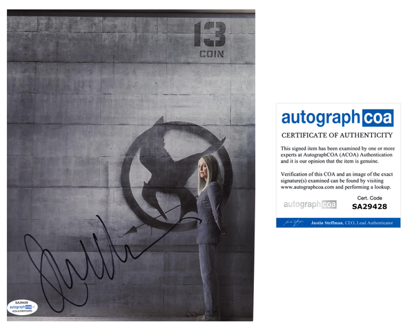 Julianne Moore Hunger Games Signed Autograph 8x10 Photo ACOA #16 - Outlaw Hobbies Authentic Autographs