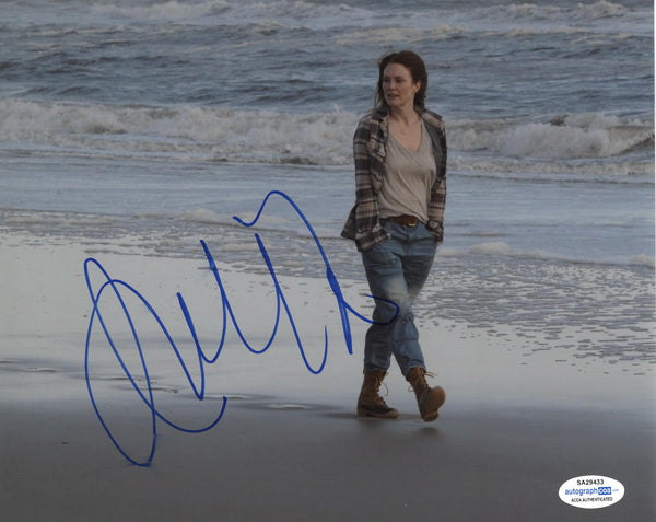 Julianne Moore Sexy Signed Autograph 8x10 Photo ACOA #14 - Outlaw Hobbies Authentic Autographs