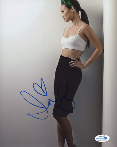 Jamie Chung Sexy Signed Autograph 8x10 Photo ACOA #10 - Outlaw Hobbies Authentic Autographs