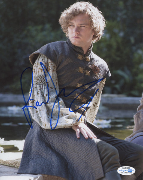Finn Jones Game of Thrones Signed Autograph 8x10 Photo ACOA - Outlaw Hobbies Authentic Autographs