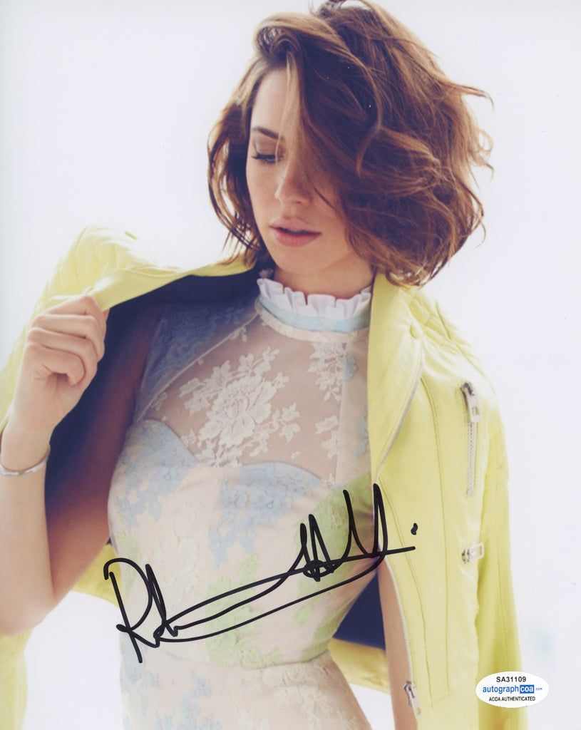 Rebecca Hall Sexy Signed Autograph 8x10 Photo ACOA | Outlaw Hobbies  Authentic Autographs