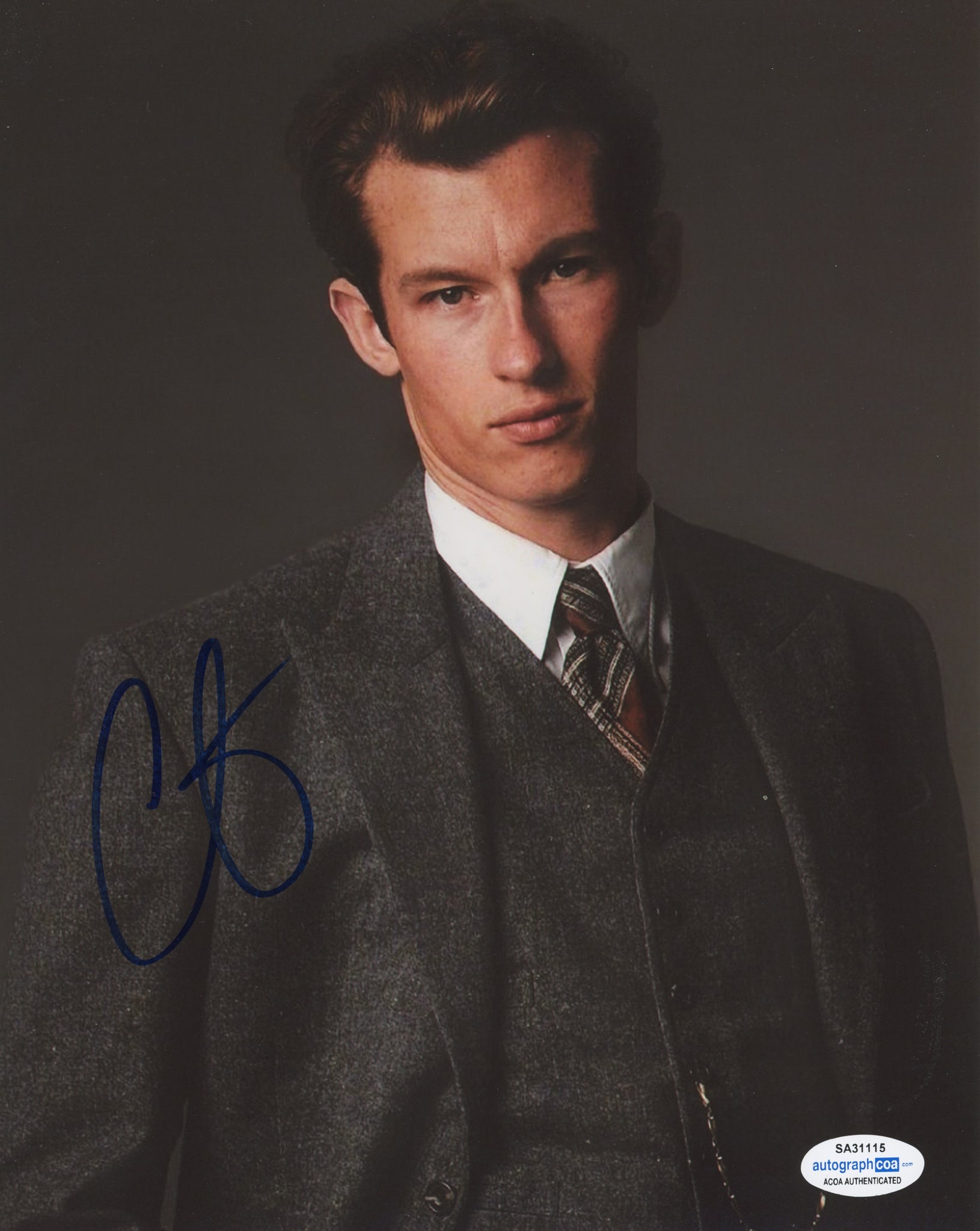 Callum Turner Fantastic Beasts Signed Autograph 8x10 Photo ACOA - Outlaw Hobbies Authentic Autographs