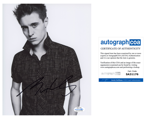 Max Irons Signed Autograph 8x10 Photo ACOA - Outlaw Hobbies Authentic Autographs