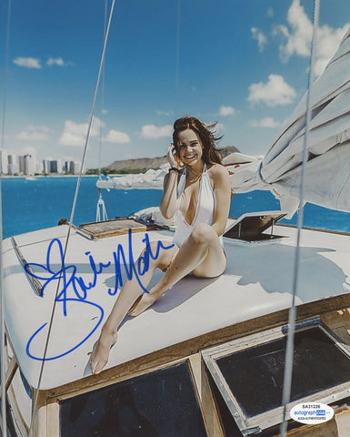 Bailee Madison Sexy Signed Autograph 8x10 Photo ACOA #18 - Outlaw Hobbies Authentic Autographs