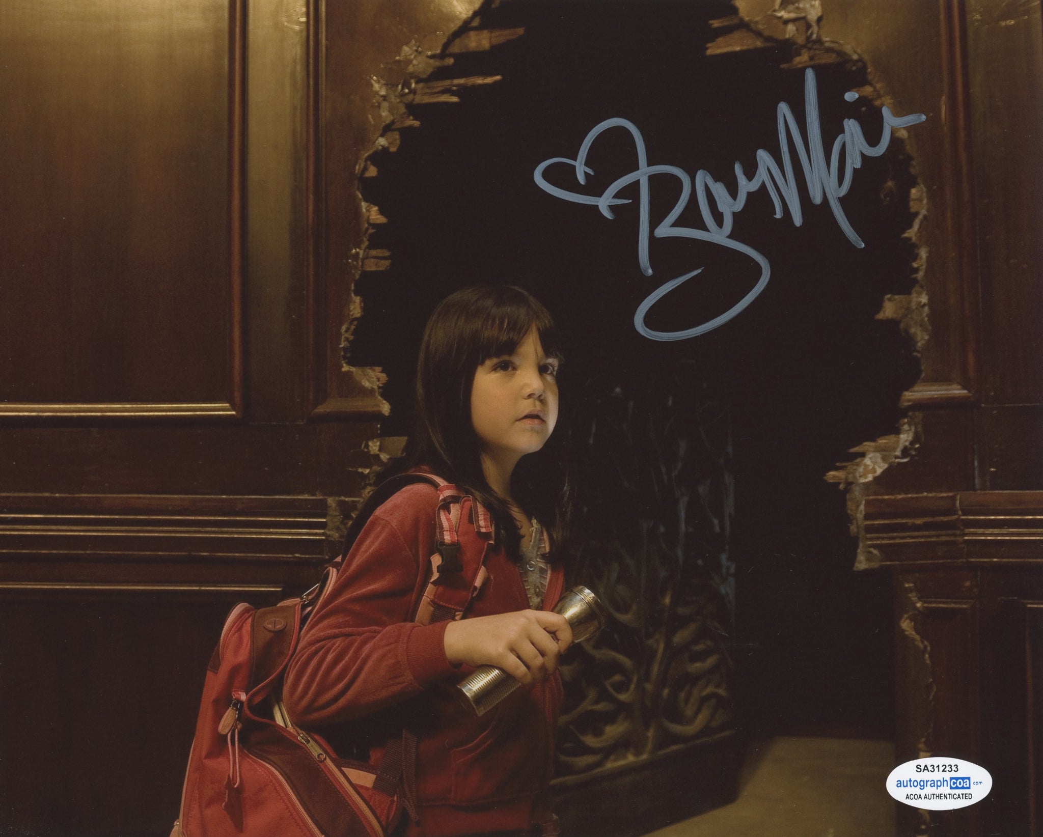 Bailee Madison Afraid of the Dark Signed Autograph 8x10 Photo ACOA #19 - Outlaw Hobbies Authentic Autographs