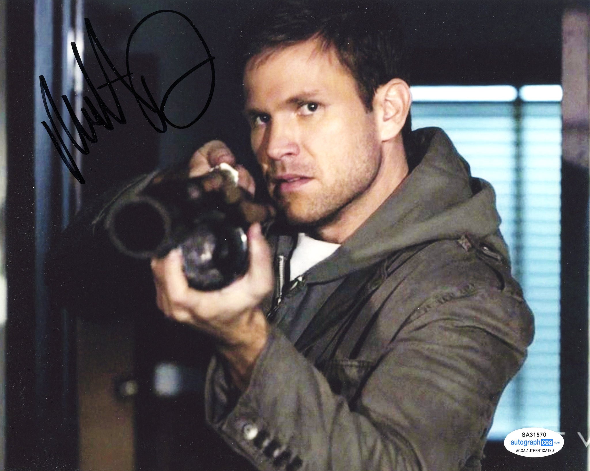 Matt Davis Vampire Diaries Signed Autograph 8x10 Photo ACOA #3 - Outlaw Hobbies Authentic Autographs