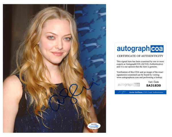 Amanda Seyfried Sexy Signed Autograph 8x10 Photo ACOA #6 - Outlaw Hobbies Authentic Autographs