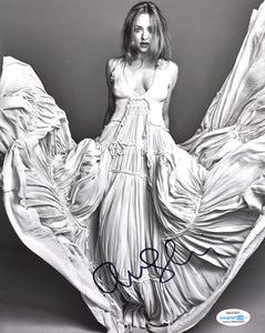 Amanda Seyfried Sexy Signed Autograph 8x10 Photo ACOA #7 - Outlaw Hobbies Authentic Autographs
