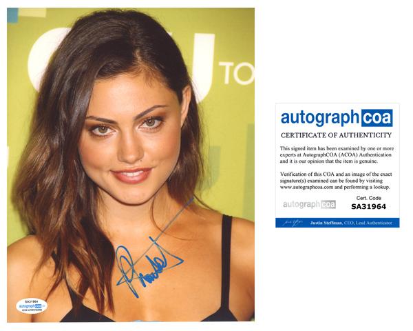 Phoebe Tonkin Sexy Signed Autograph 8x10 Photo ACOA #17 - Outlaw Hobbies Authentic Autographs