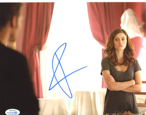 Phoebe Tonkin Vampire Diaries Signed Autograph 8x10 Photo ACOA #25 - Outlaw Hobbies Authentic Autographs