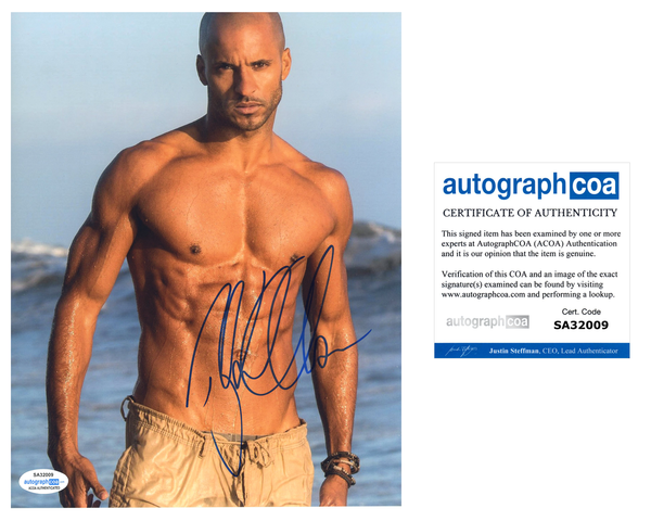 Ricky Whittle American Gods Signed Autograph 8x10 Photo ACOA - Outlaw Hobbies Authentic Autographs