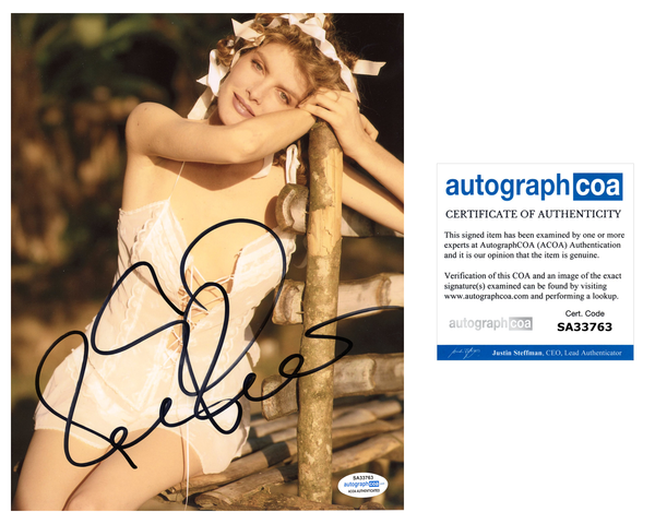 Rene Russo Sexy Signed Autograph 8x10 Photo ACOA #3 - Outlaw Hobbies Authentic Autographs