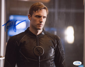 Teddy Sears Zoom Flash Signed Autograph 8x10 Photo ACOA - Outlaw Hobbies Authentic Autographs