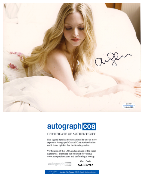Amanda Seyfried Sexy Signed Autograph 8x10 Photo ACOA - Outlaw Hobbies Authentic Autographs