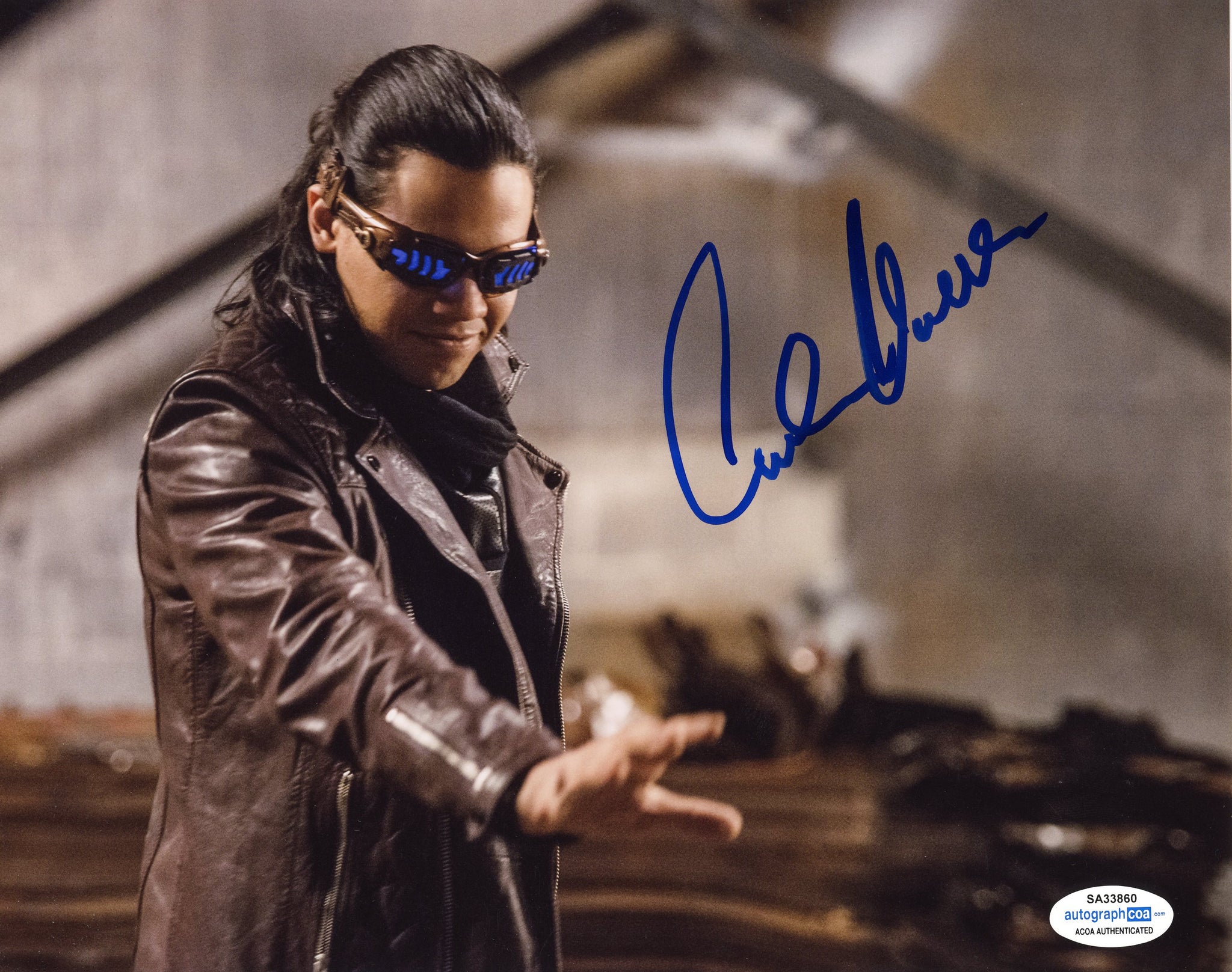 Carlos Valdes Flash Signed Autograph 8x10 Photo ACOA Arrow #3 Vibe - Outlaw Hobbies Authentic Autographs