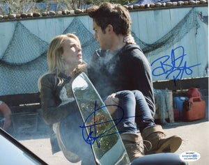 Britt Robertson & Thomas Dekker Secret Circle Signed Autograph 8x10 Photo ACOA - Outlaw Hobbies Authentic Autographs