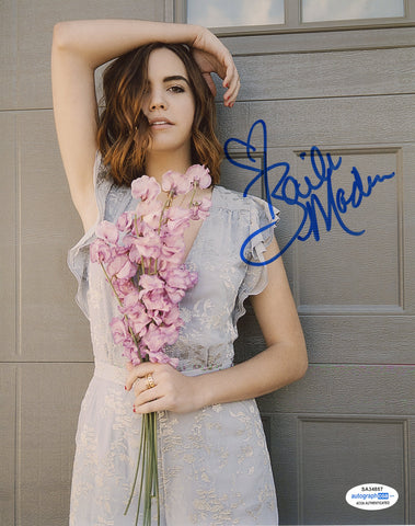 Bailee Madison Sexy Signed Autograph 8x10 Photo ACOA #36 - Outlaw Hobbies Authentic Autographs