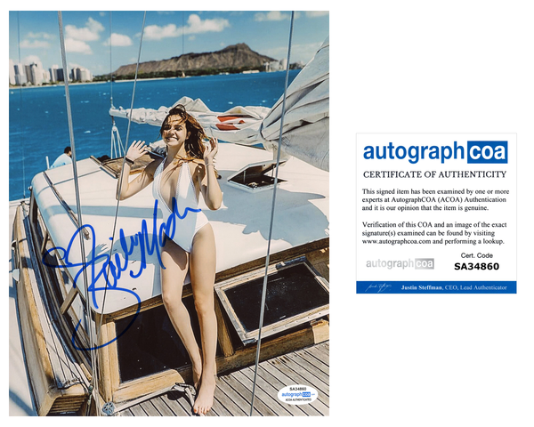Bailee Madison Sexy Signed Autograph 8x10 Photo ACOA #39 - Outlaw Hobbies Authentic Autographs