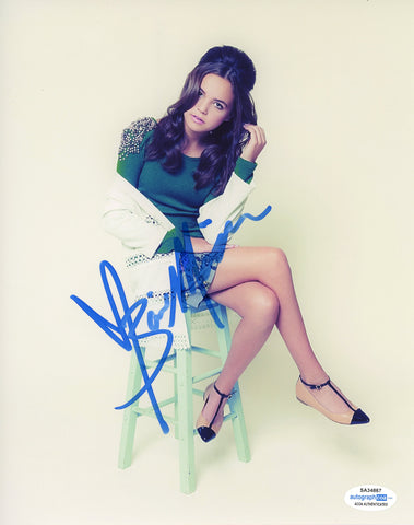 Bailee Madison Sexy Signed Autograph 8x10 Photo ACOA #52 - Outlaw Hobbies Authentic Autographs