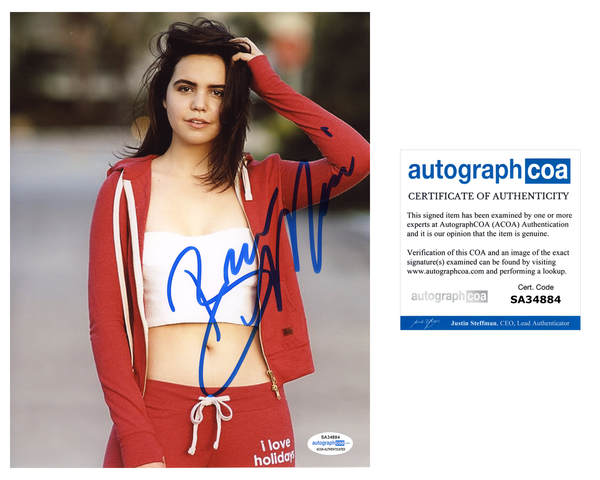 Bailee Madison Sexy Signed Autograph 8x10 Photo ACOA #66 - Outlaw Hobbies Authentic Autographs