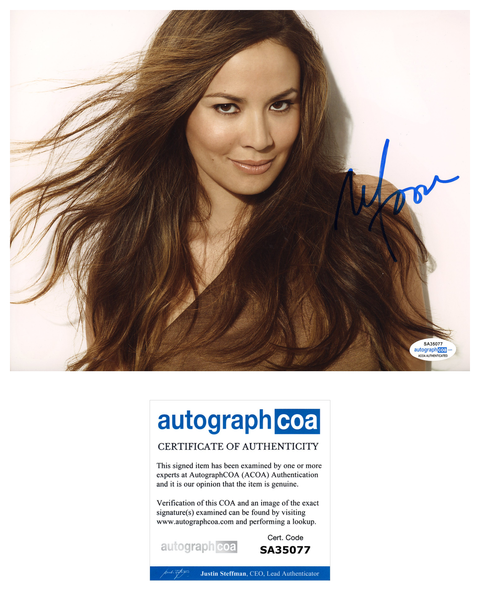 Moon Bloodgood Sexy Signed Autograph 8x10 Photo ACOA - Outlaw Hobbies Authentic Autographs