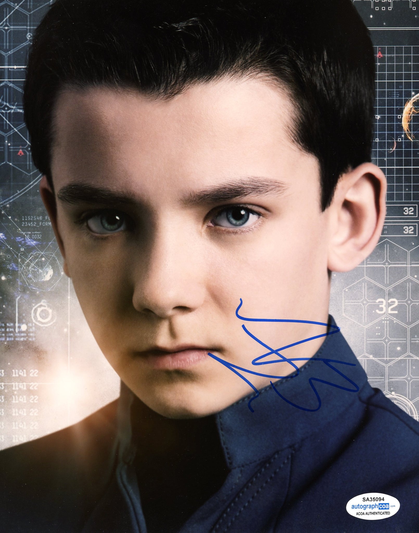 Asa Butterfield Ender's Game Signed Autograph 8x10 Photo ACOA - Outlaw Hobbies Authentic Autographs