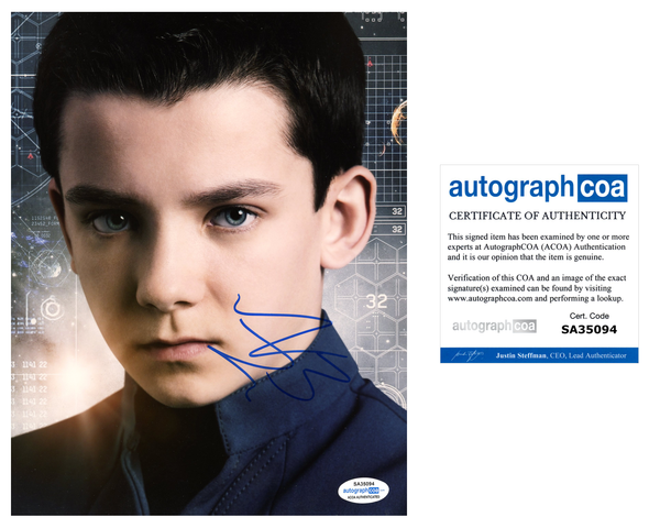 Asa Butterfield Ender's Game Signed Autograph 8x10 Photo ACOA - Outlaw Hobbies Authentic Autographs