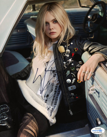 Elle Fanning Sexy Signed Autograph 8x10 Photo ACOA #6 - Outlaw Hobbies Authentic Autographs