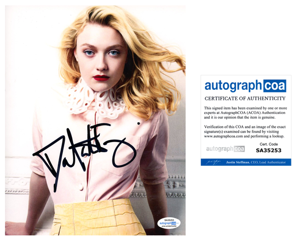 Dakota Fanning Sexy Signed Autograph 8x10 Photo ACOA #6 - Outlaw Hobbies Authentic Autographs