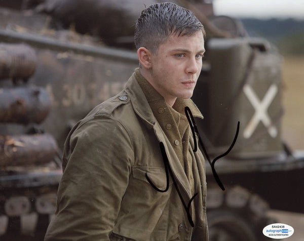 Logan Lerman Fury Signed Autograph 8x10 Photo ACOA #7 - Outlaw Hobbies Authentic Autographs