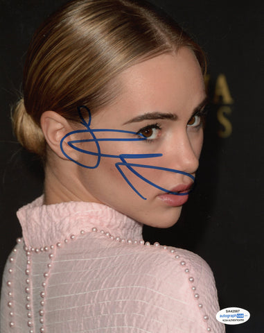 Suki Waterhouse Sexy Signed Autograph 8x10 Photo ACOA #5