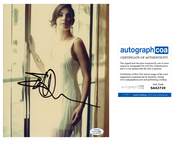 Erica Durance Smallville Sexy Signed Autograph 8x10 Photo ACOA #2