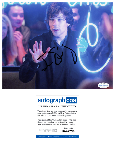 Jesse Eisenberg Now You See Me Signed Autograph 8x10 Photo #19