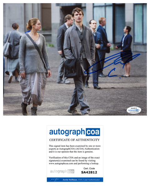 Ansel Elgort Divergent Signed Autograph 8x10 Photo ACOA #4