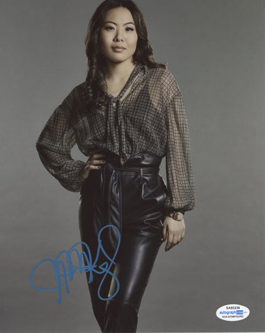 Nicole Kang Batwoman Signed Autograph 8x10 Photo ACOA