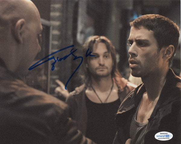 Toby Kebbel Rock N Rolla Signed Autograph 8x10 Photo ACOA