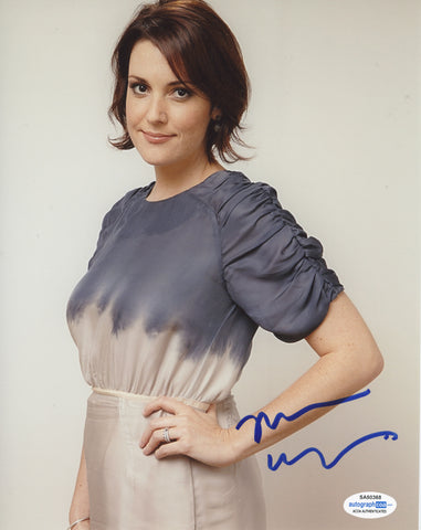Melanie Lynskey Young Sheldon Signed autograph 8x10 Photo ACOA