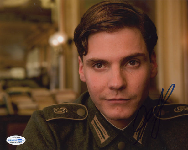 Daniel Bruhl Inglorious Basterds Signed Autograph 8x10 Photo ACOA