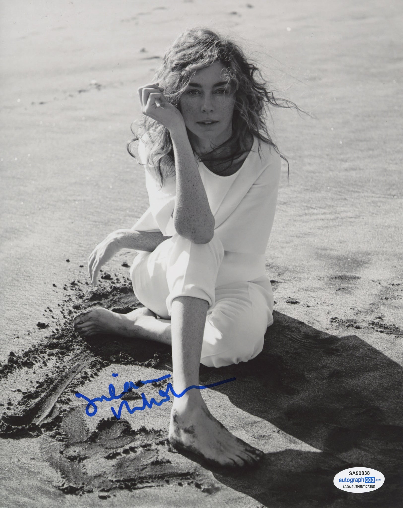 Julianne Nicholson Sexy Signed Autograph 8x10 Photo ACOA