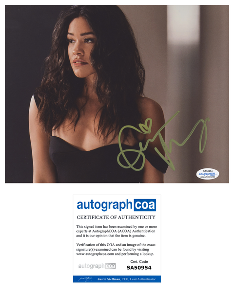 Gina Rodriguez Jane the Virgin Sexy Signed Autograph 8x10 Photo ACOA